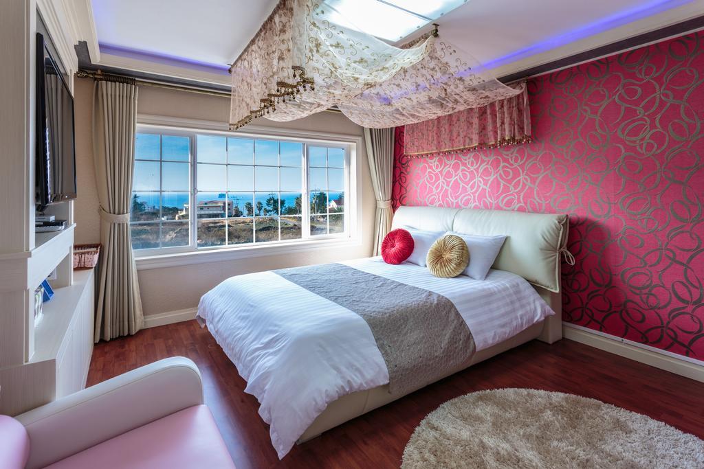 White dream Pension Jeju Exterior foto