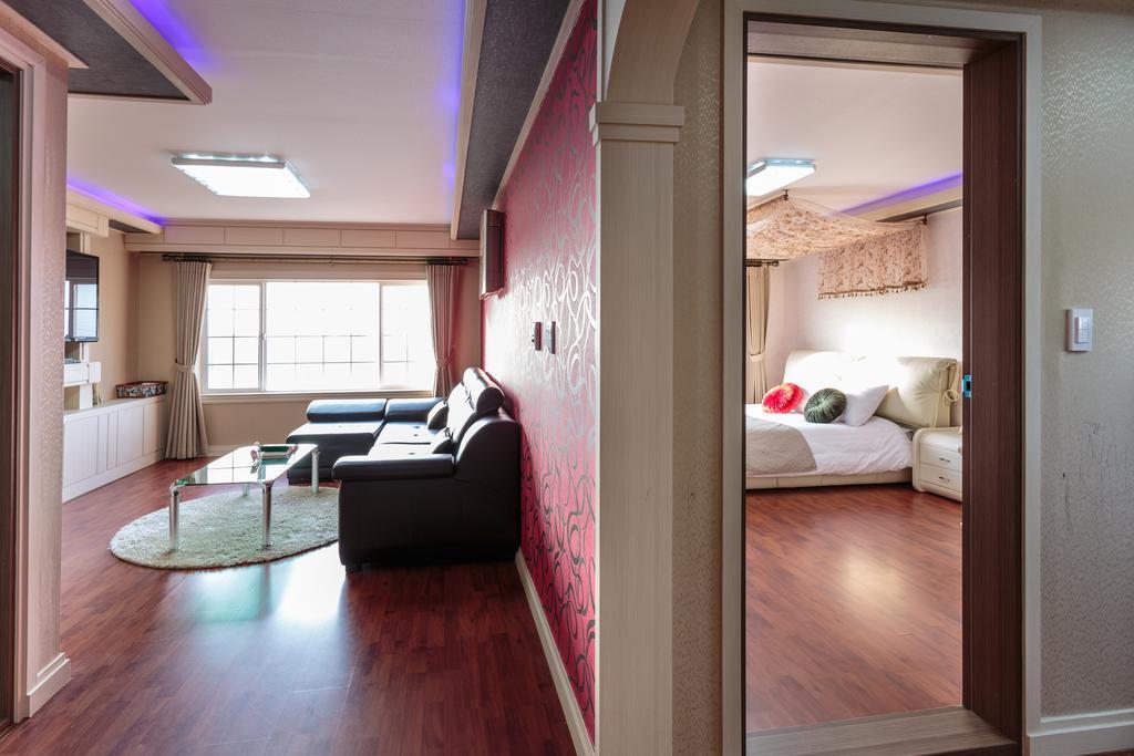 White dream Pension Jeju Exterior foto