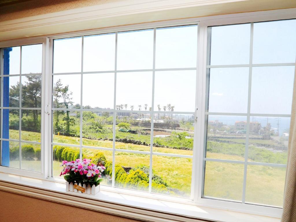 White dream Pension Jeju Exterior foto
