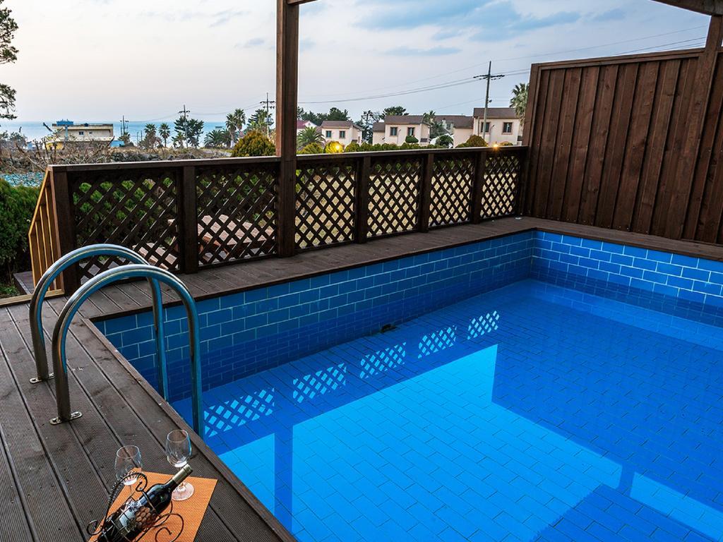 White dream Pension Jeju Exterior foto